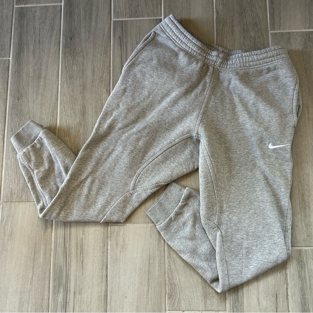NWOT Grey Nike Slim Fit Joggers